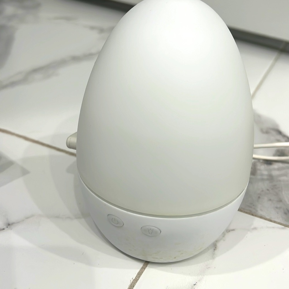 Oil diffuser - Picture 1 of 1